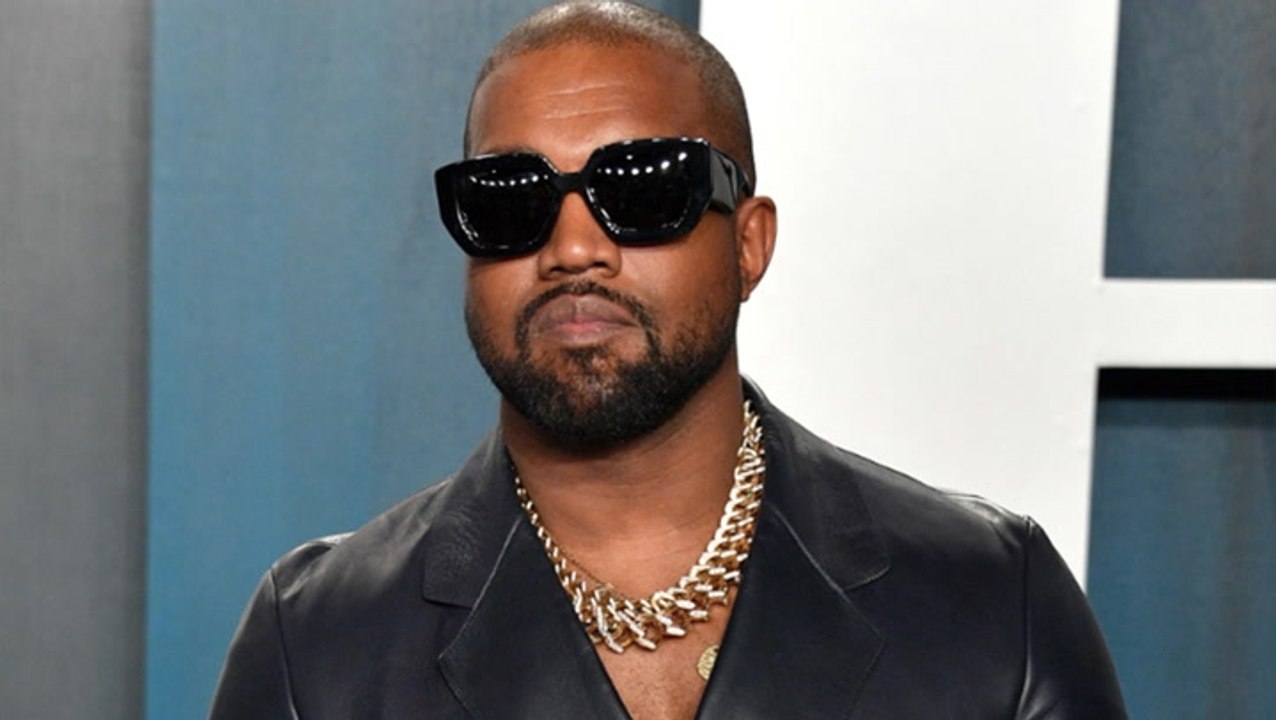 Kanye West Admits He Hasn’t ‘Read Any Book’ | Billboard News