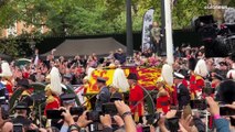 Lágrimas, historia y luto en el último adiós a Isabel II