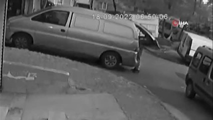 Son dakika haberleri... Sultangazi'de çekçek ile hırsızlık kamerada