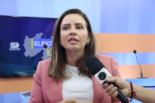 Pollyanna diz que, se eleita, terá ‘missão’ de fazer eixo da transposição no Vale do Piancó