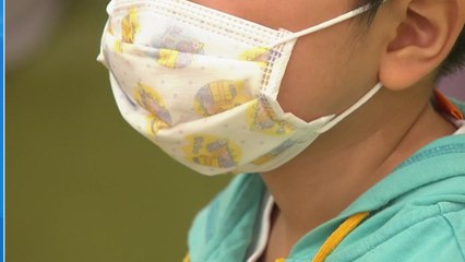 [이슈인사이드] 코로나19 3년 필수품 마스크...우린 언제 해방될까? / YTN