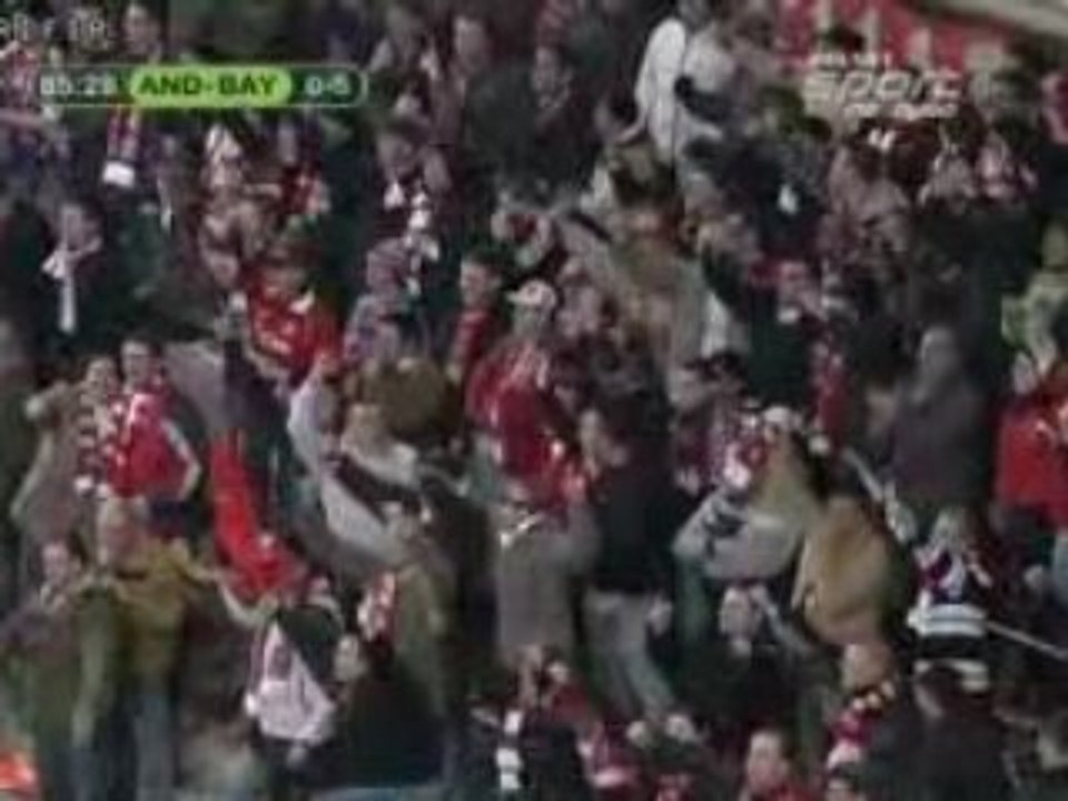 Coup franc magnifique de ribery anderlecht - bayern 0-5