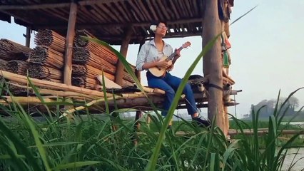 আজ তোমার মন খারাপ মেয়ে তুমি আনমনে বসে আছ আকাশ পানে দৃষ্টি উদাস