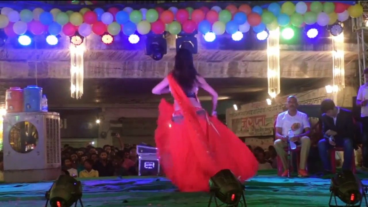 Raat Meri dhinchak Lad Gayi - Orchestra dance video - video Dailymotion