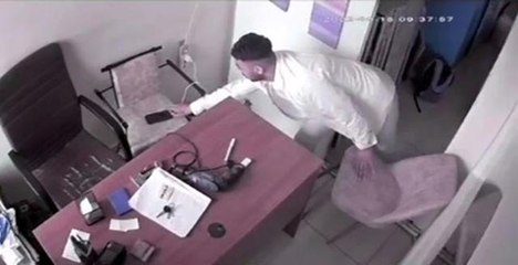 Esenyurt'ta cep telefonu hırsızlığı kamerada