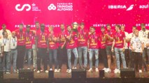 Los jugadores de la selección de baloncesto masculino celebran la victoria del Eurobasket