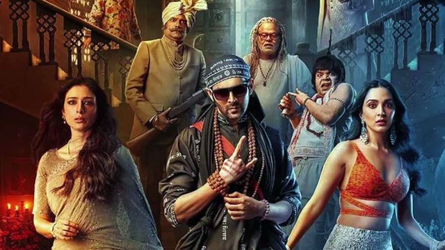 Kartik Aaryan travels in economy class, video goes viral