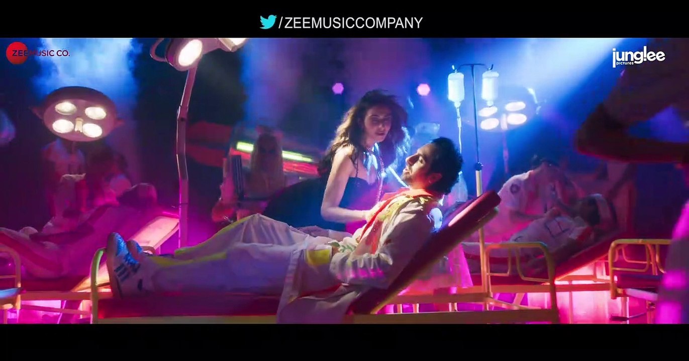 Doctor G - Official Trailer _ Ayushmann K_ Rakul P_ Shefali S_ Anubhuti Kashyap_ In Cinemas 14th Oct(1080P_HD)