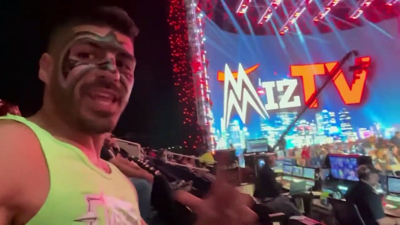 Dexter Lumis Crashes Miz TV - WWE Raw 9/19/22