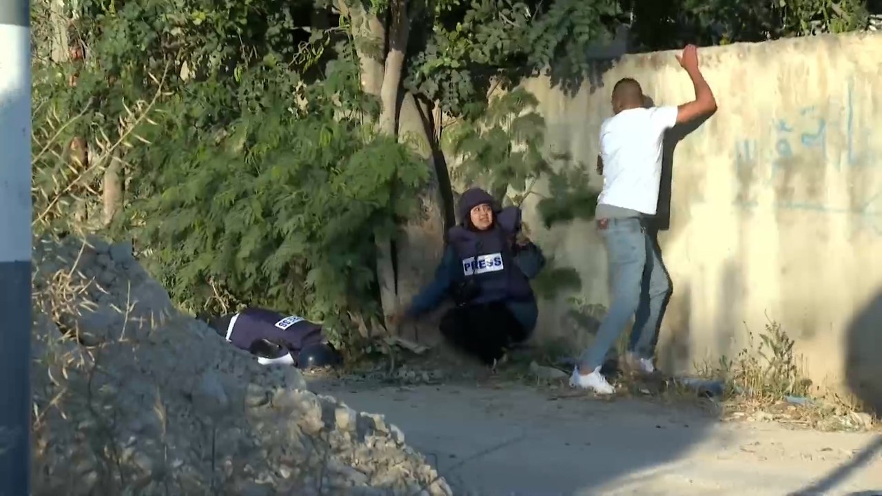 تحقيق جديد بشأن اغتيال شيرين أبو عاقلة يدحض الرواية الإسرائيلية