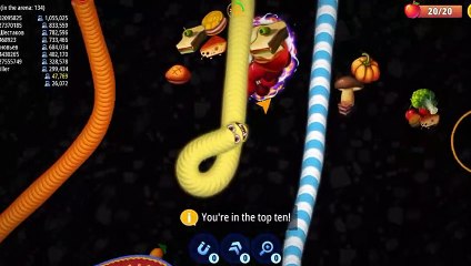 Worms zone game play video.biggest snacks 
