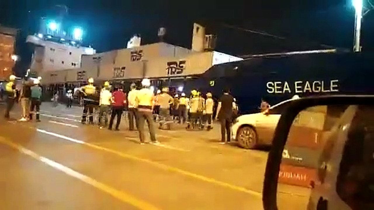 Un cargo chavire en plein déchargement en Turquie