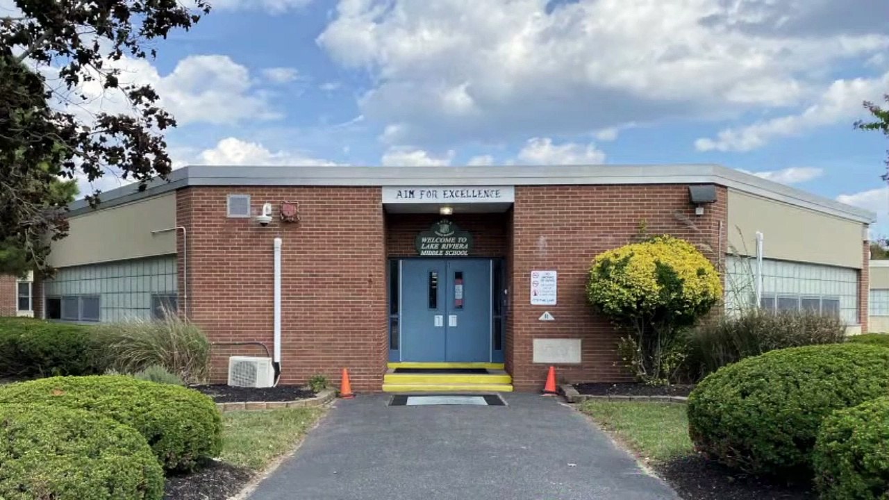 Lake Riviera Middle School Morning Announcements for 9/20/22 video