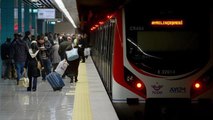 Marmaray metrosunda arıza mı çıktı? Marmaray seferleri neden durdu?
