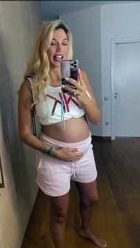 Πιο φουσκωμένη από ποτέ η κοιλίτσα της Κωνσταντίνας Σπυροπούλου