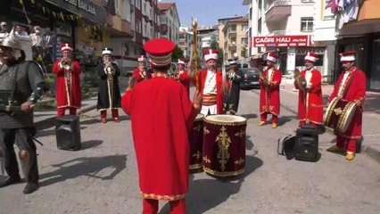 Bingöl haberleri: Ankaralı Genç Kızdan Akşener'e: "Sabahtan Beri 20 Kurum Dolandım. İşsizim. Ben Ülkenin Evladıyım, Genciyim, 27 Yaşındayım, Tarih Öğretmeniyim,...