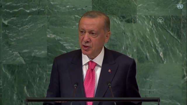 Cumhurbaşkanı Erdoğan: (Azerbaycan-Ermenistan) İki ülke arasında en kısa zamanda kapsamlı bir barış anlaşması imzalanmasının mümkün olduğuna...