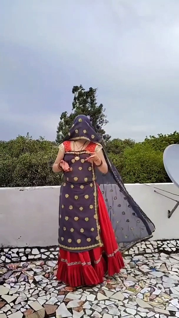 Pooja Meena Meena song _ Meena Geet _ Meena dance video _ Meena Tiktok  dance video Meenawati song ( 1280 X 720 )