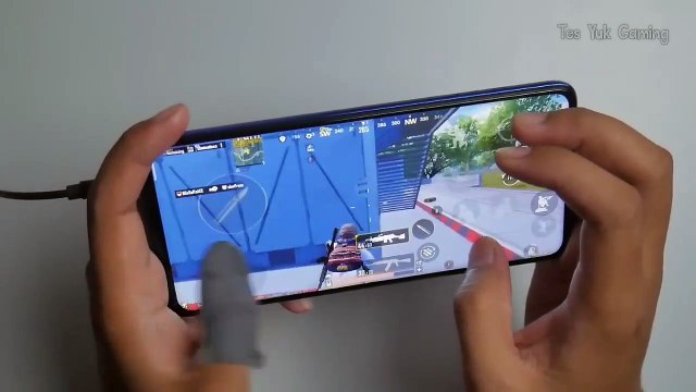 Snapdragon 860 _ Poco X3 Pro PUBG Full Handcam ( Solo Vs Squadd )(Release crazy gamer)