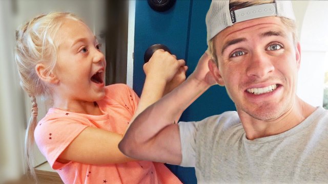 Showing Everleigh I cut all my hair off for the first time... She didn't like it...