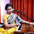 वृन्दावन जाने को जी चाहता है.... (Krishna Bhajan)