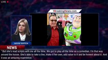 Tim Allen details working with daughter Elizabeth Allen-Dick, 13, on Disney 's The Santa Claus - 1br