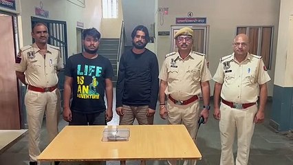 महिला मित्र के विवाद के चलते की फायरिंग, दो बदमाश गिरफ्तार