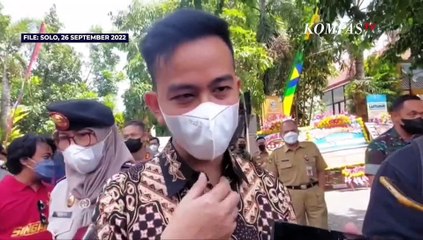 Cerita Wali Kota Solo Gibran Usai Bertemu Rocky Gerung: Pak Kritik Saya Langsung Donk!