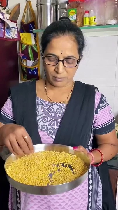 Konsi movie ka scene hai - papa ki Pari first time kitchen mein - #comedy #vishalbhatt #shorts