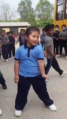 The_little girl nice funn