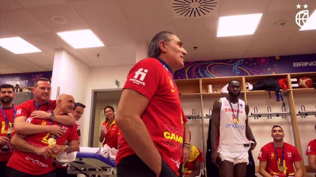 Esto de Scariolo es muy grande: escuchen lo que le pidió al equipo nada más ganar el oro