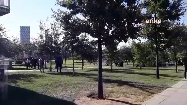 Kavgayı ayırmak isteyen 3 polis yaralandı