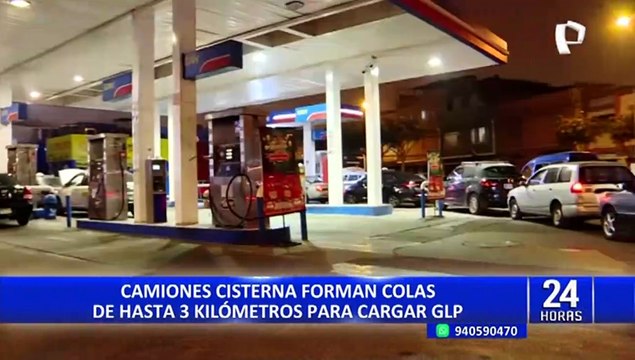 Camiones cisterna hacen filas de hasta 3 kilómetros para cargar GLP