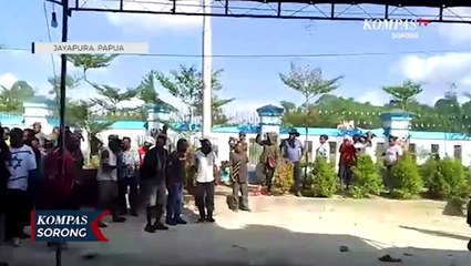 Polisi Imbau Pendukung Gubernur Papua Kembali Ke Rumah
