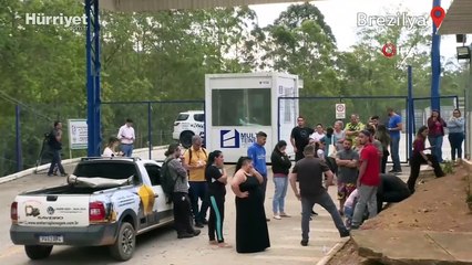 Brezilya'da konteyner deposu çöktü:  Ölü ve yaralılar var