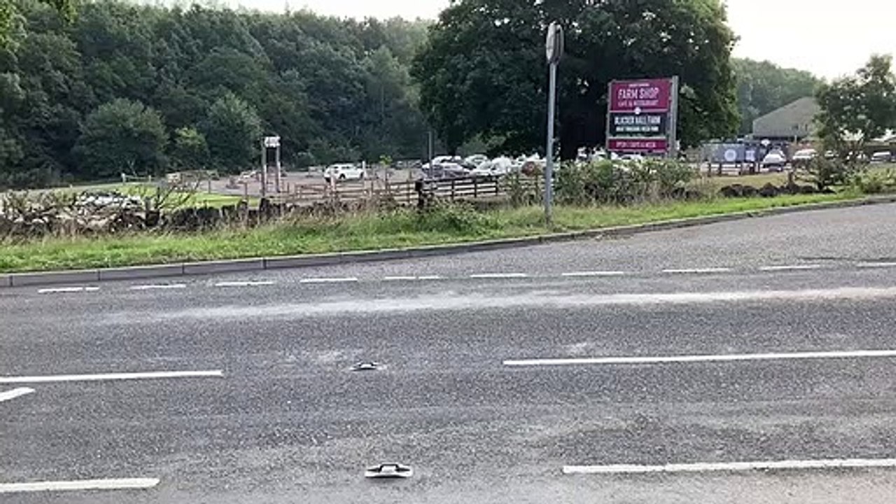 Motorbike rider, 45, killed in Wakefield crash - video Dailymotion