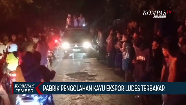 Pabrik Pengolahan Kayu Ekspor Terbakar, Api Berawal Dari Korsleting Listrik