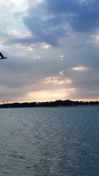 A beautiful evening on the Jeddah, Corniche beach.