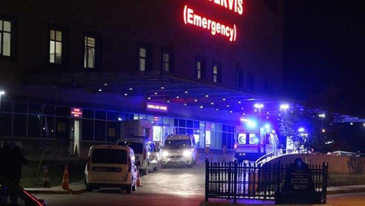 Çorum'da eski eşini öldüren kadın, ilk eşini aradıktan sonra kendi kafasına sıktı