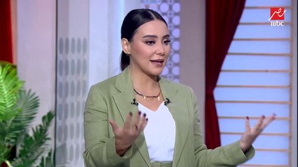 صدمة بثينة لما لقت جوز صاحبتها على ابلكشين dating .. شوفي عملت إيه