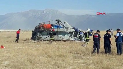 Denizli’de yangın söndürme helikopteri düştü!