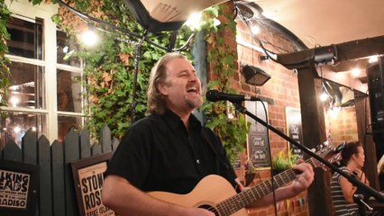 Moth To A Flame ~ James Harris - Live at the Star, 2022