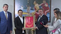 BBP Genel Başkanı Destici'den Türkiye Güreş Federasyonuna ziyaret