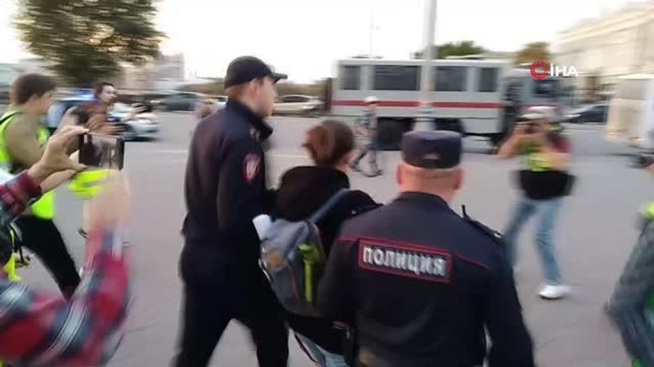 Rusya'da seferberlik protestosuProtestolarda 60'dan fazla kişi gözaltına alındı