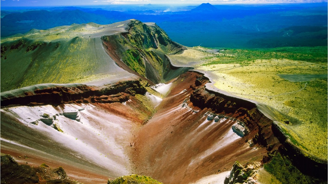 Volcanic eruption alert increased for New Zealand's giant Taupo volcano