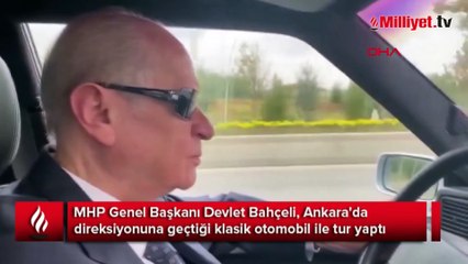 Bahçeli klasik otomobili ile Ankara turu attı