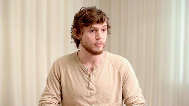 Evan Peters Takes You Inside Netflix's Monster: The Jeffrey Dahmer Story