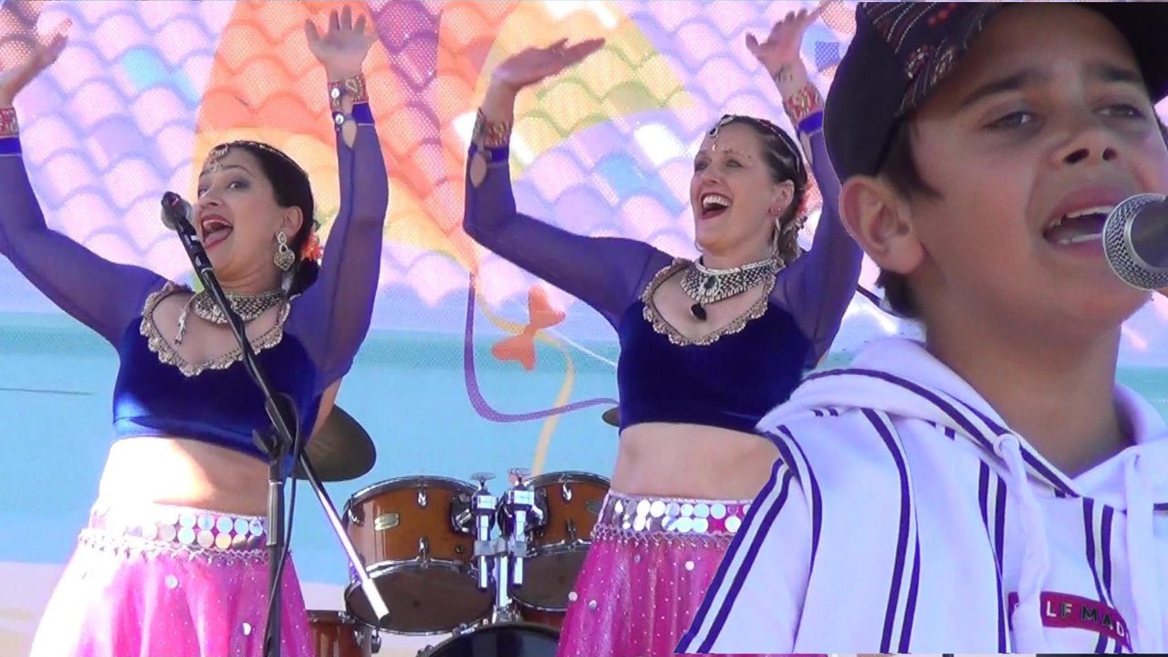 Festival of the Winds 2022  Sirens Dance n Castlereach Connection, Part 4-4, Bondi Beach, Sydney, 1 1 Aug2022