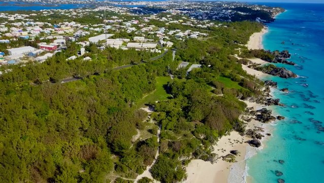 Bermuda braces for Hurricane Fiona