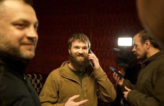 Ukrayna-Rusya arasında 215 savaş esiri takas edildiCumhurbaşkanı Erdoğan: Savaşın sonlandırılması yolunda önemli bir adım Ukrayna: Bu, Devlet...